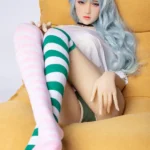 160 cm 5 fot 2 lyseblå sexdukker med langt krøllete hår og D-cup på lager (kun USA)