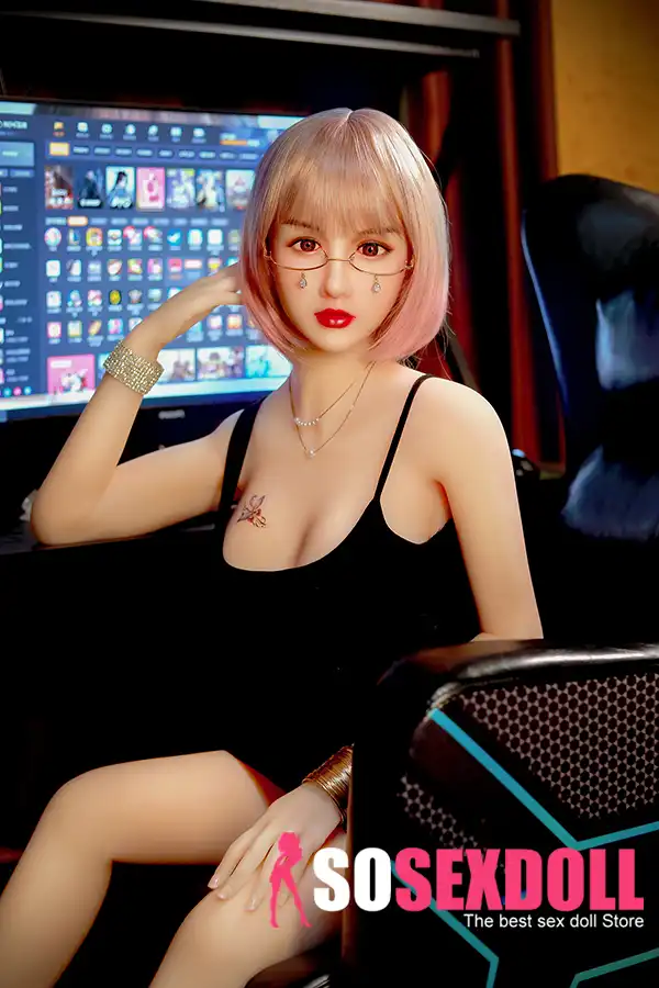 165cm 5ft4 TPE Short Hair Big Breasts Sex Doll With Black Dress