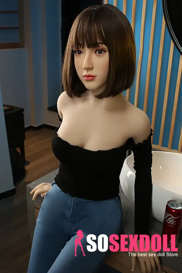 157cm 5ft2 Silicone Short Hair Plump Breasts Sex Doll