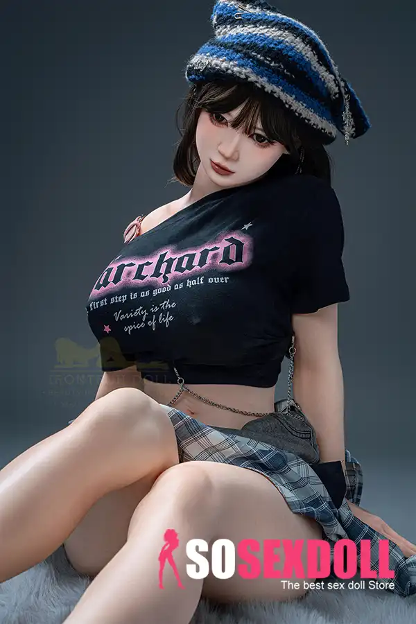 Silicone Playful Street Style Outdoor Realistic Sex Doll