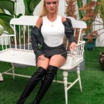 163cm 5ft4 Streetwear Chic Sex Dolls Modern Urban Look Sex Dolls In Stock (EU Only)