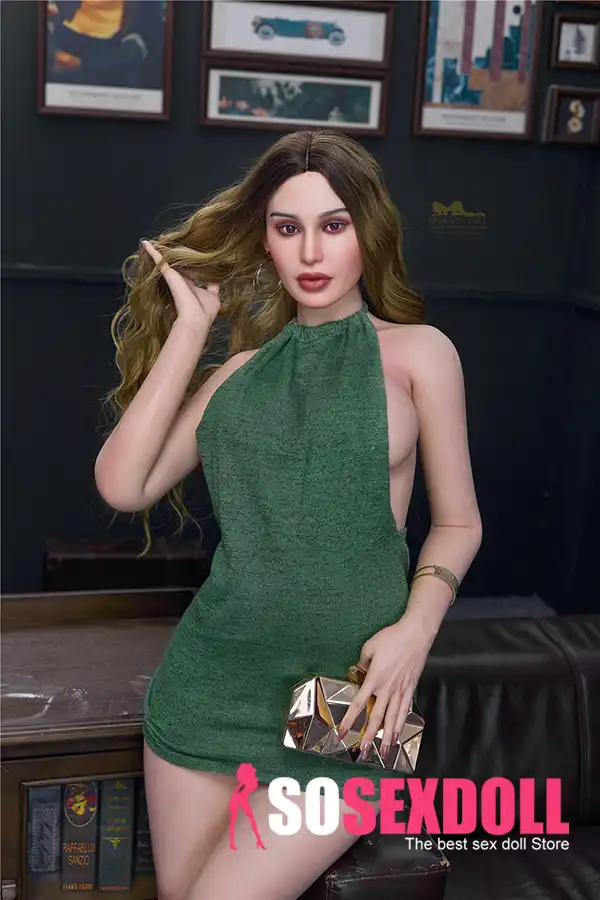 Silicone Curvy Gentle Cozy Home Girl Sex Doll