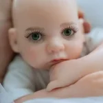 40cm Lifelike Silicone Newborn Cute Reborn Baby Doll for Emotional Bonding