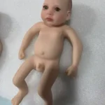 40cm Lifelike Silicone Newborn Cute Reborn Baby Doll for Emotional Bonding