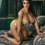 ตุ๊กตาเซ็กส์หุ่นอวบอั๋น หน้าอกใหญ่ ยั่วยวน มั่นใจ