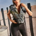 Slim Athletic Confident Sexy Outdoor Sex Doll