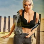 Slim Athletic Confident Sexy Outdoor Sex Doll