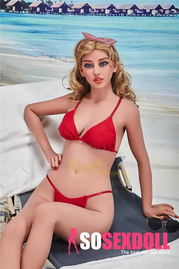 Slim Playful Beach Holiday Realistic Sex Doll
