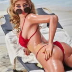 Slim Playful Beach Holiday Realistic Sex Doll