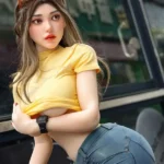 Стройная милая девушка для повседневной жизни, уличная секс-кукла