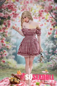 Blonde Sweet Picnic Girlfriend Outdoor Sex Doll