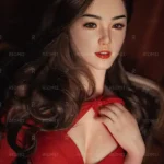 ตุ๊กตาเซ็กซี่ชุดชั้นในสีแดง สูง 166 ซม. (5 ฟุต 5 นิ้ว) ตุ๊กตาโรแมนติกสำหรับความรัก