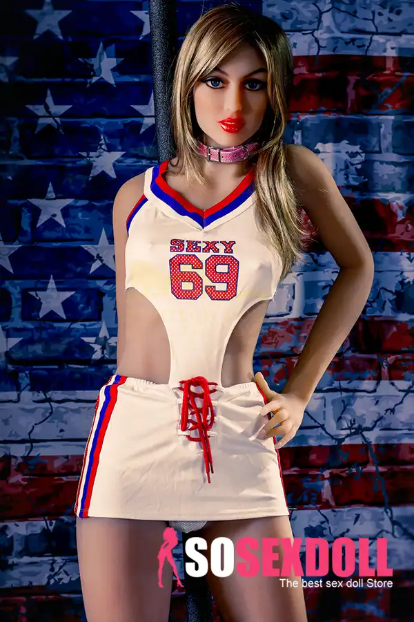 アスレチックでスポーティで活発なリアルなセックスドール