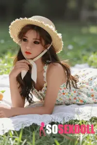 Flat Breasts Asian Beautiful Realistic Sex Doll 4