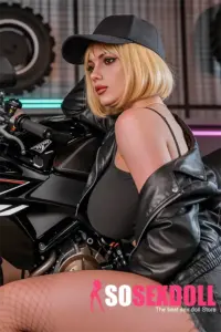 Big Breasts Super Chubby Figure Short Hair Sex Doll 13