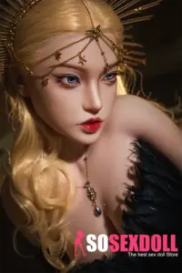 Small Breasts Elegance Blond Beauty Sexy Doll 19